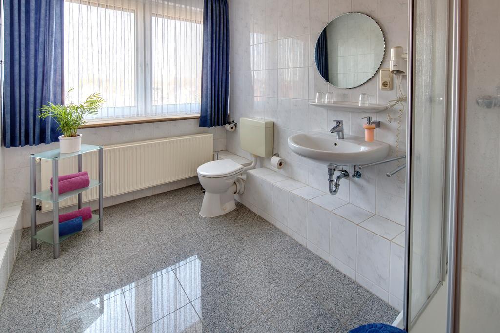 Wh Monteurhotel Papenburg Nord Room photo