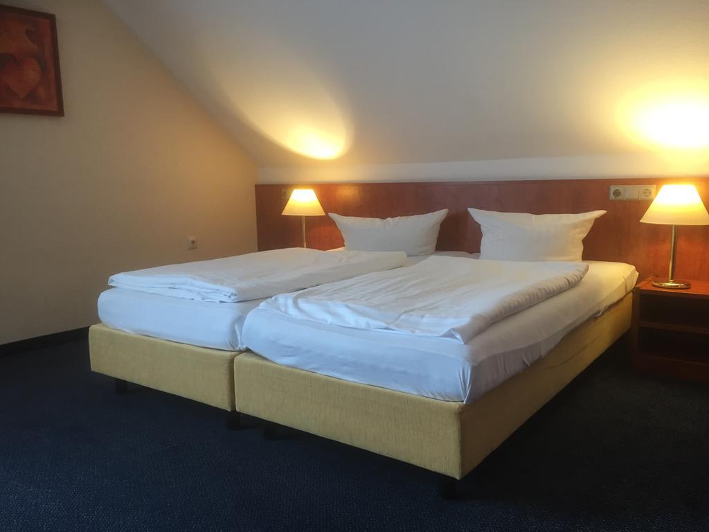 Wh Monteurhotel Papenburg Nord Exterior photo